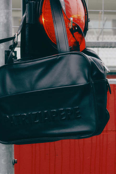 Patrizia Pepe Borsa Shopping (IM)PERFECTION in pelle nera