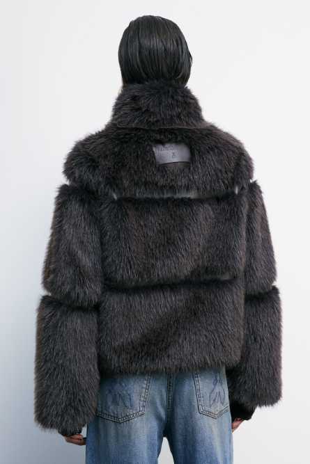 Patrizia Pepe Giubbotto fluffy cortochocolate