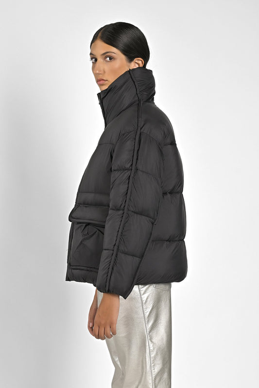 CANADIAN Moberly short