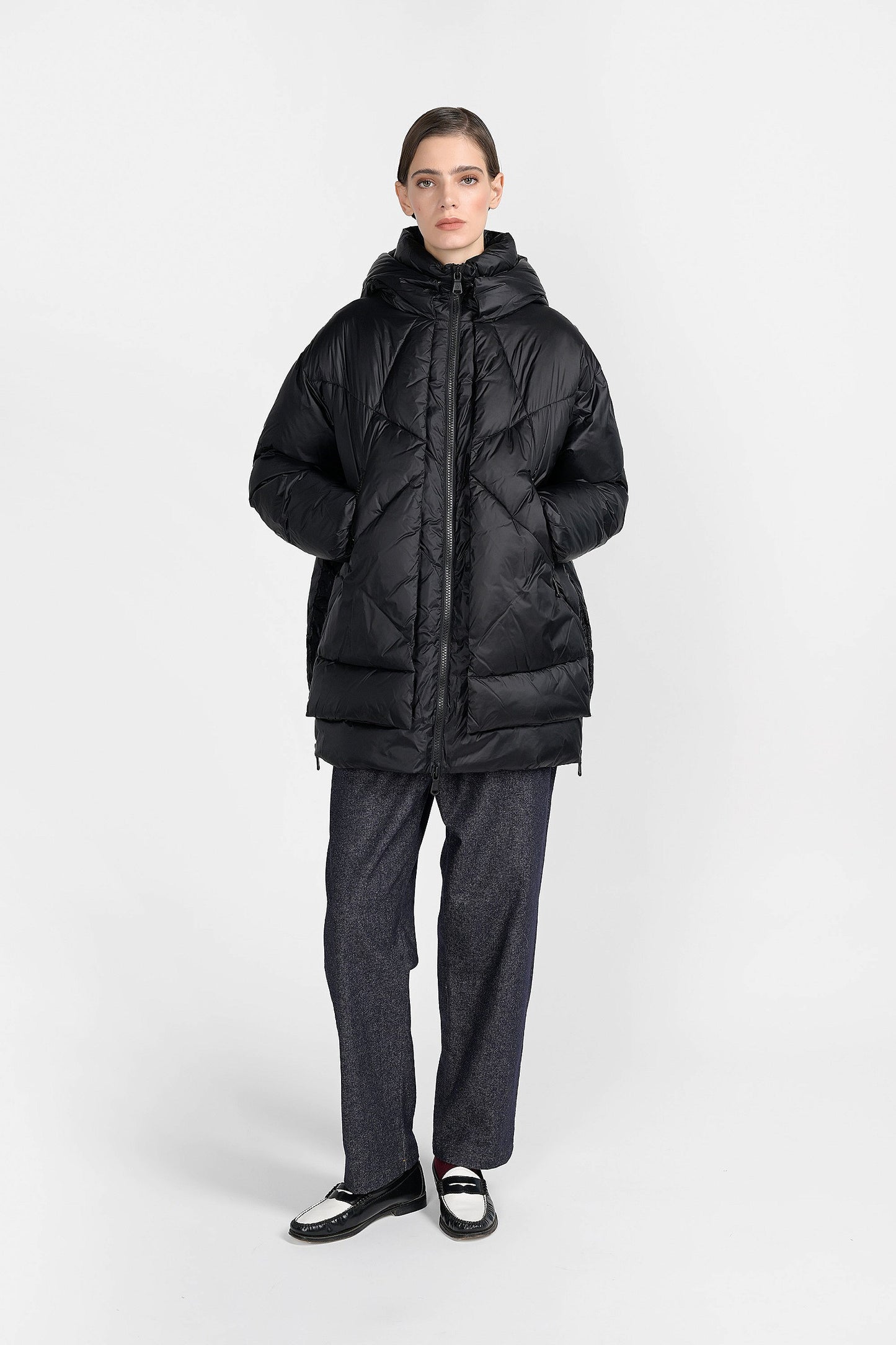 CANADIAN Eugenie mid black