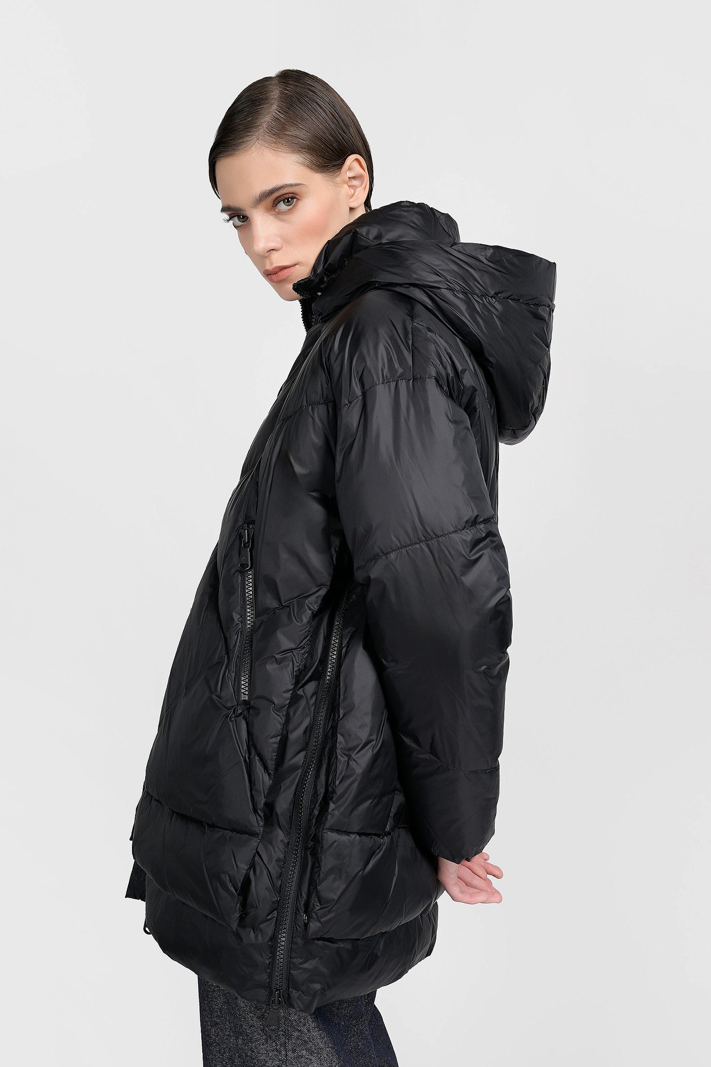 CANADIAN Eugenie mid black